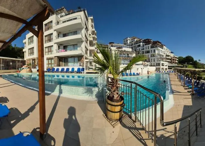 White Cliffs первая линия Apartment